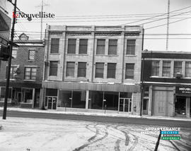 002 - Édifice Banque canadienne