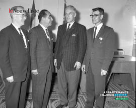 003 - Quatre hommes