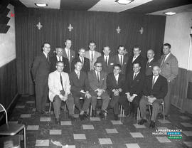 002 - Groupe d'hommes