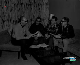 007 - Quatre hommes