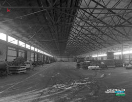 002 - Intérieur des hangars