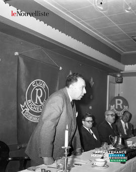 001 -  Conférencier
