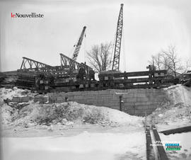 016 - Construction pont Bailey
