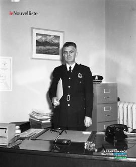 007 - Policier