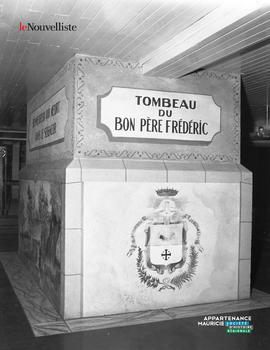 001 - Faces du tombeau