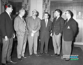 003 - Groupe d'hommes