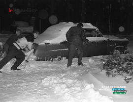 007 - Voiture piégée