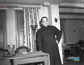 001 - Félix Prieur Abbé
