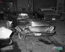 001 - Chrysler endommagée