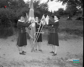 002 - Jeunes femmes
