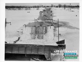 Pont Duplessis effondré