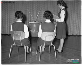 002 - Cours donné à la télévision