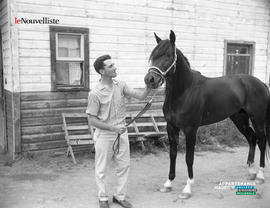 002 - Homme avec cheval