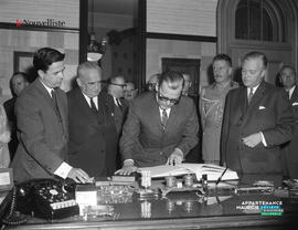 006 - Remaniement ministériel