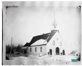 002 - Première église