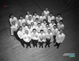 012 - Groupe d'hommes en voyage au États-Unis