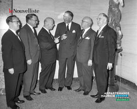003 - Groupe de personnes