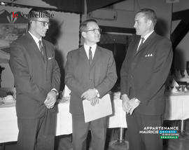 001 - Trois hommes