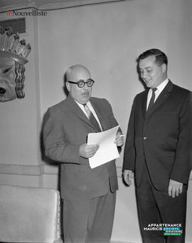001 - Deux hommes