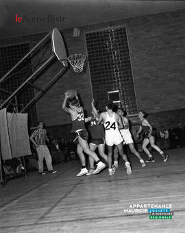 002 - Partie de basketball