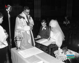 008 - Signature du registre