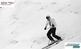 Skieur en action
