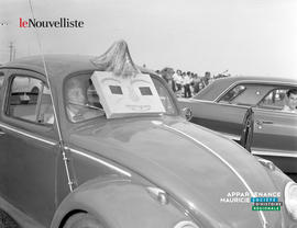 009 - Éclipse voiture sourire