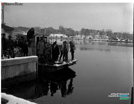 004 - Personnes sur le bateau