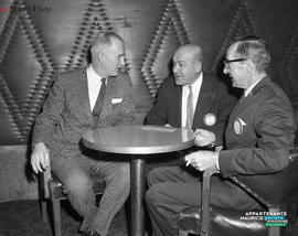 001 - Trois hommes