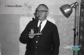 007 - Homme trophée