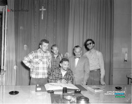 005 - Groupe de personnes