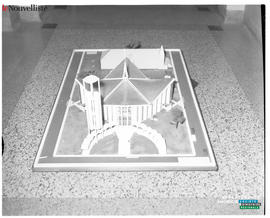 004 - Nouvelle maquette de la nouvelle église