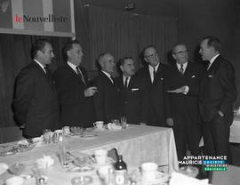 001 - Groupe