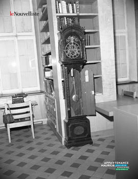 001 - Horloge Grand-Père