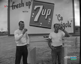 001 - Panneau publicitaire