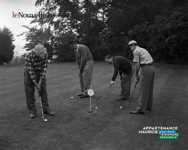 001 - Golfeurs