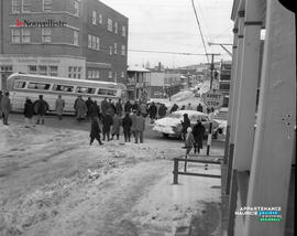 006 - Autobus