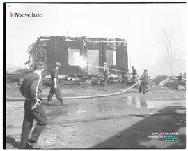 001 - Bâtisse incendiée