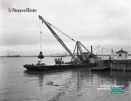 001 - Barge